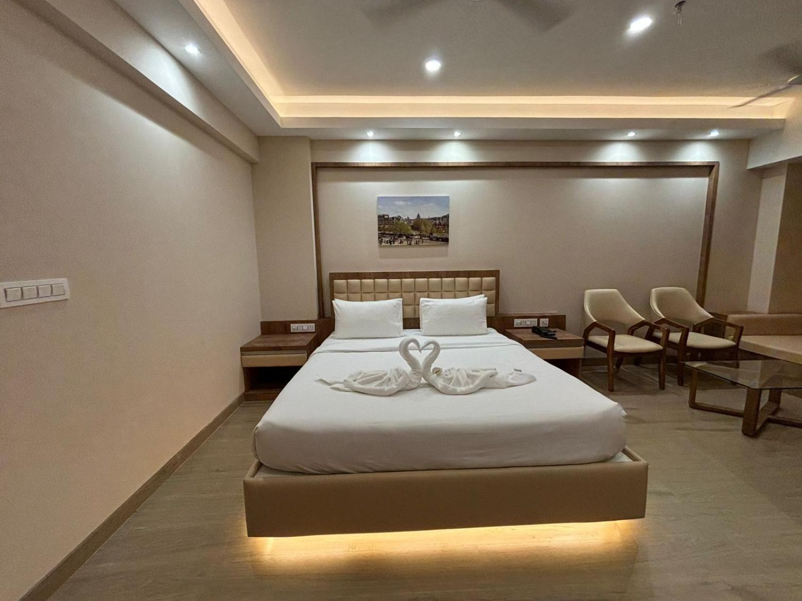 The Pearl Club Resort Shānti Niketan Екстериор снимка