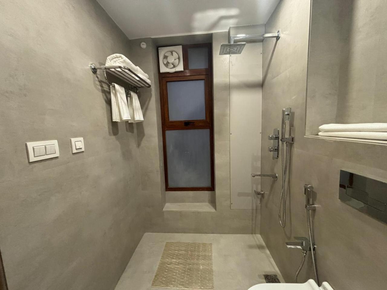 The Pearl Club Resort Shānti Niketan Екстериор снимка